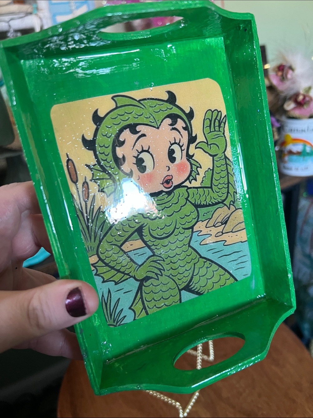 Betty Boop Creature from the black lagoon wood trinket tray - Picture 4 of 4